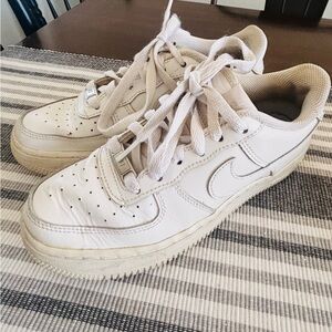Nike Air Force 1 White Sneakers